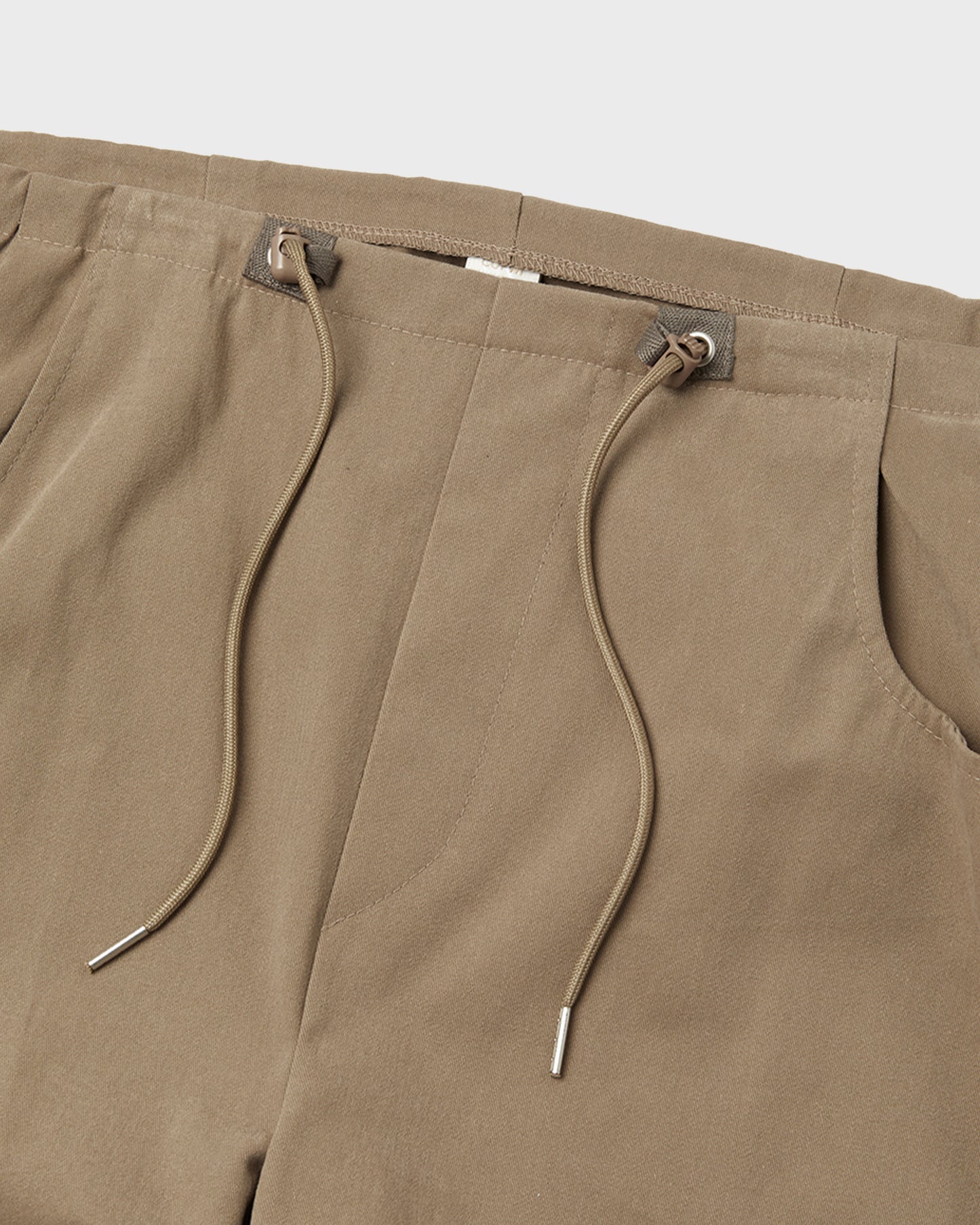 “COFWI” WAIST STRING PANTS / DARK BEIGE