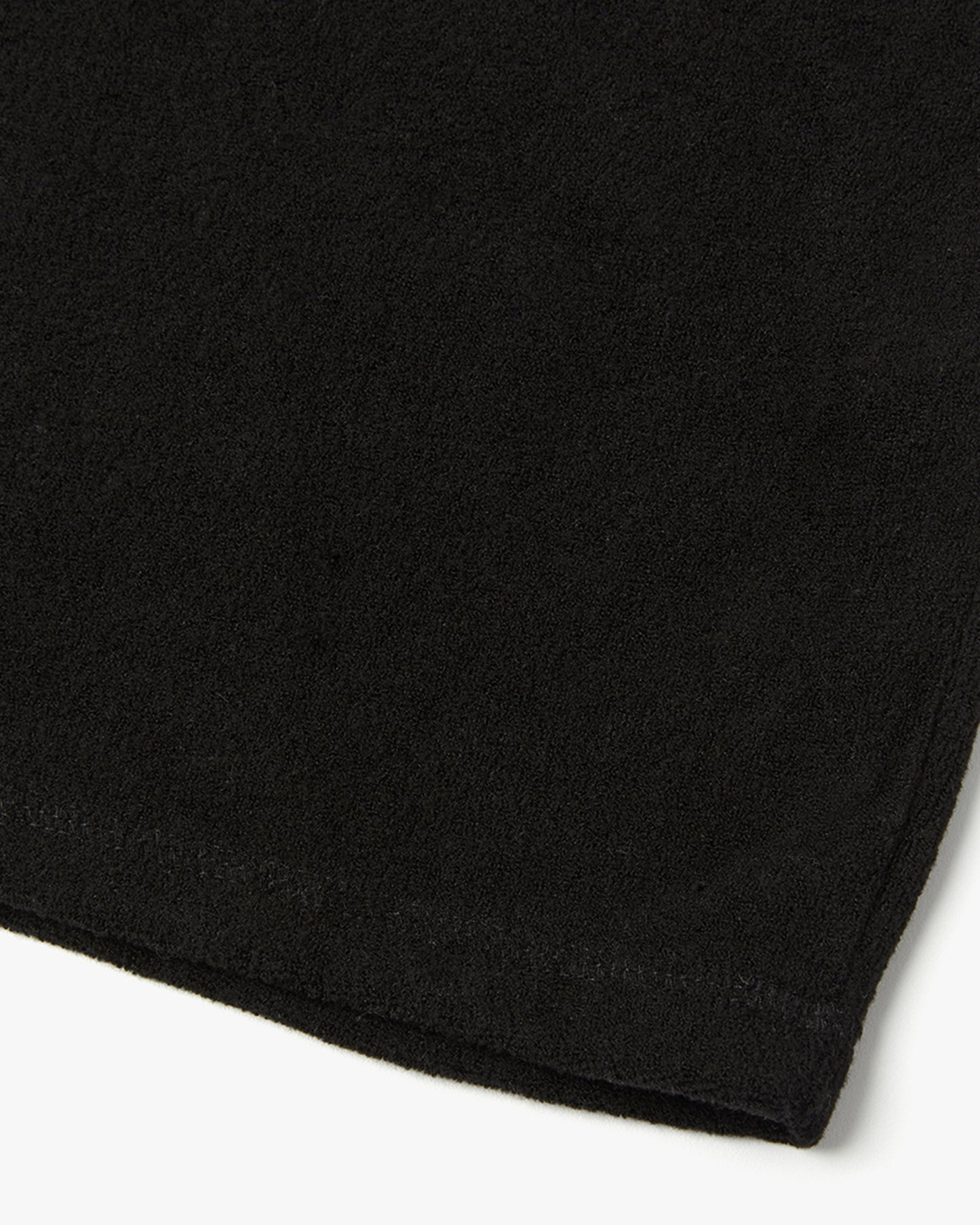 “COFWI” HALF WARMER TURTLENECK / BLACK