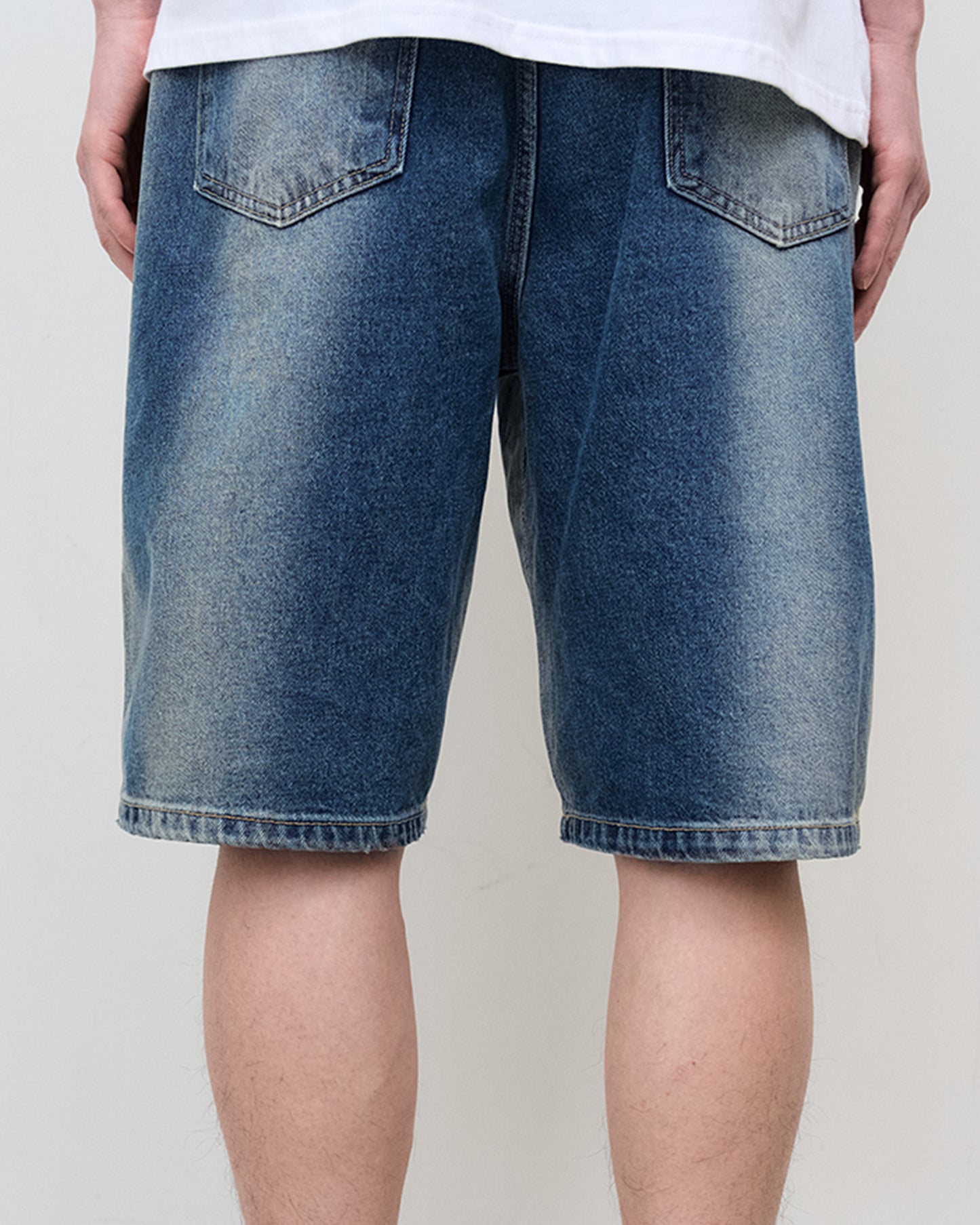 “COFWI” VERTICAL WASHED DENIM SHORTS / BLUE