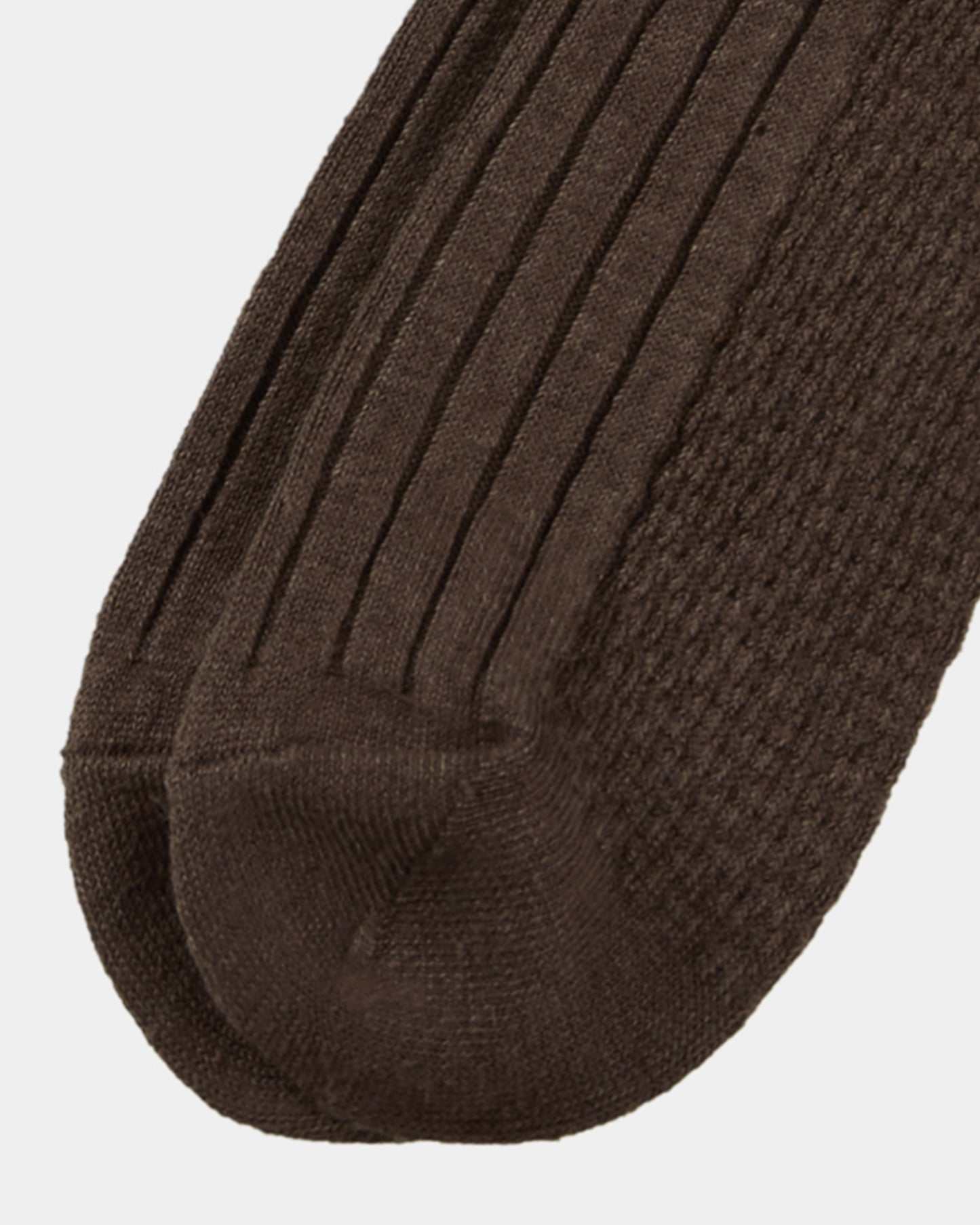 “MAYI” LINEN SOCKS / DARK BROWN