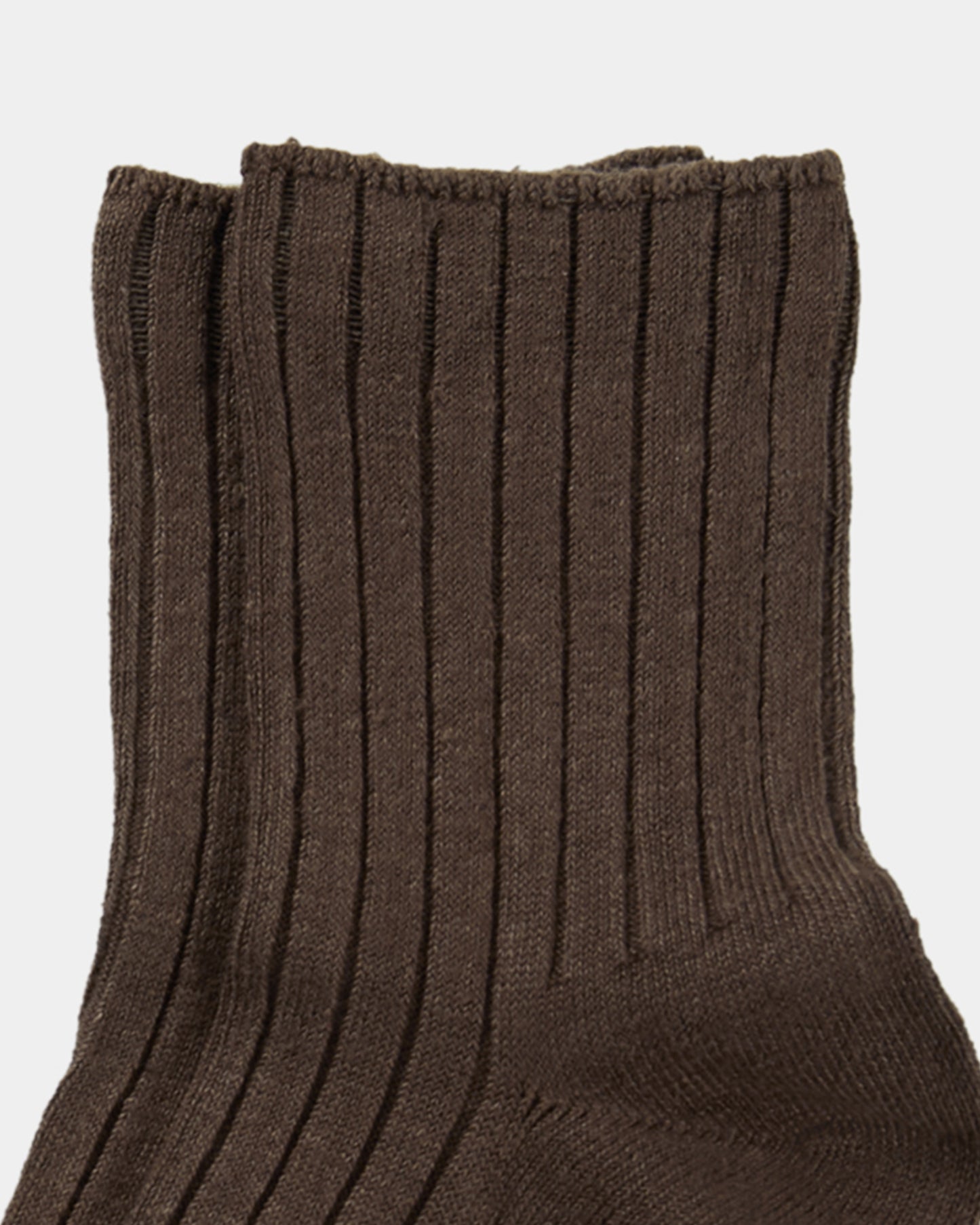 “MAYI” LINEN SOCKS / DARK BROWN