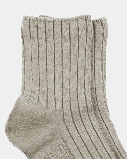 “MAYI” LINEN SOCKS / DARK BEIGE